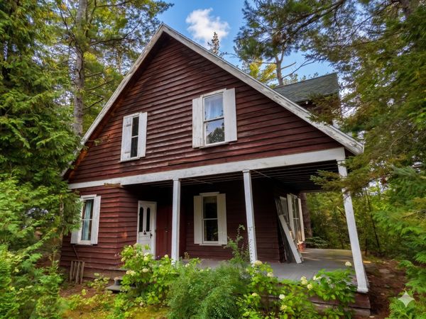 416 Lakeside Drive, Mackinaw City, MI 49701