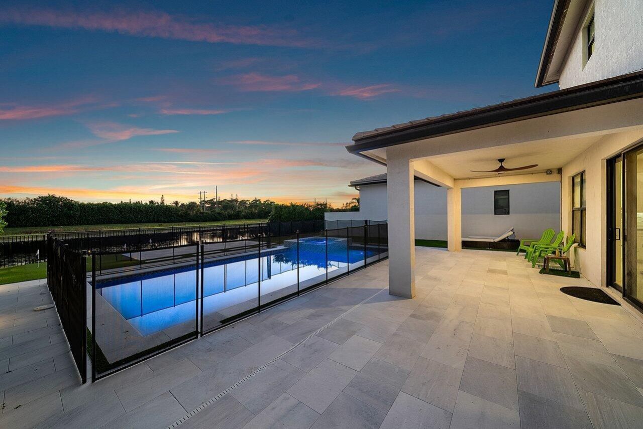 8835 Grand Prix Lane, Boynton Beach, FL 33472 Photo