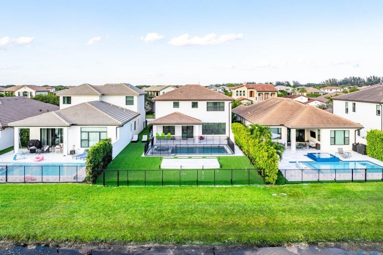 8835 Grand Prix Lane, Boynton Beach, FL 33472 Photo