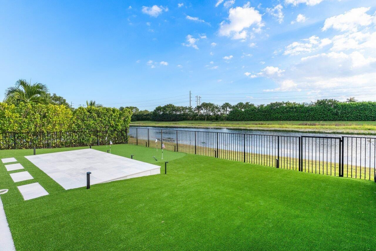 8835 Grand Prix Lane, Boynton Beach, FL 33472 Photo