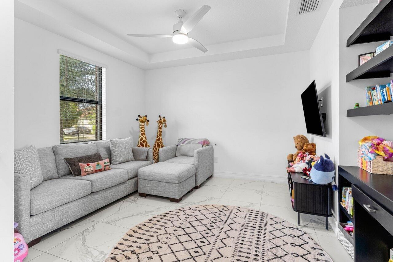 8835 Grand Prix Lane, Boynton Beach, FL 33472 Photo