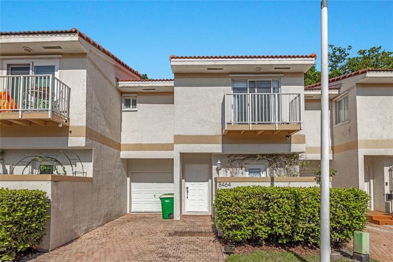 8464 Lagos De Campo Blvd, Tamarac, FL 33321 Photo