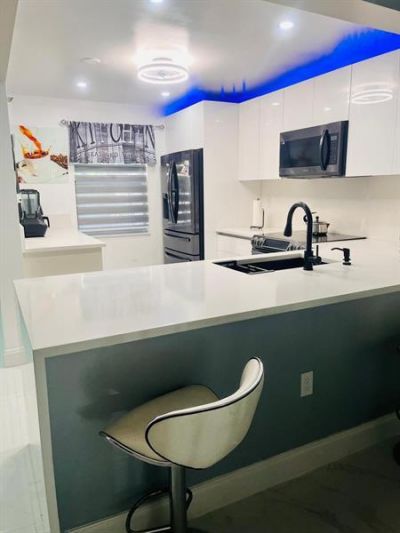 3910 Inverrary Boulevard, Unit 203B, Lauderhill, FL 33319 Photo