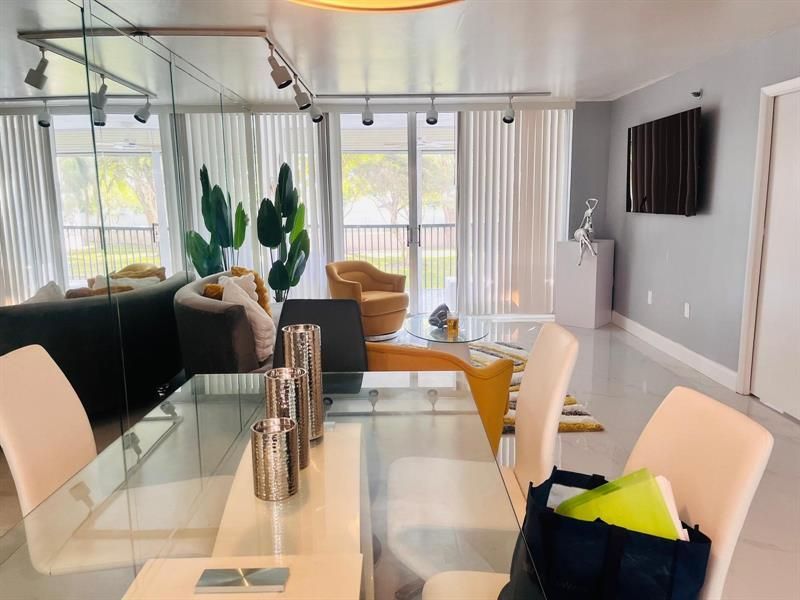 3910 Inverrary Boulevard, Unit 203B, Lauderhill, FL 33319 Photo