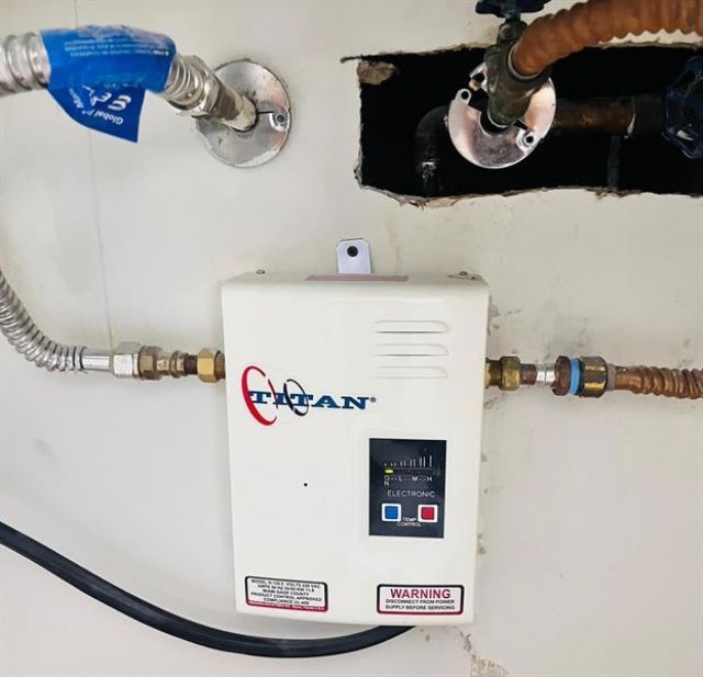 3910 Inverrary Boulevard, Unit 203B, Lauderhill, FL 33319 Photo