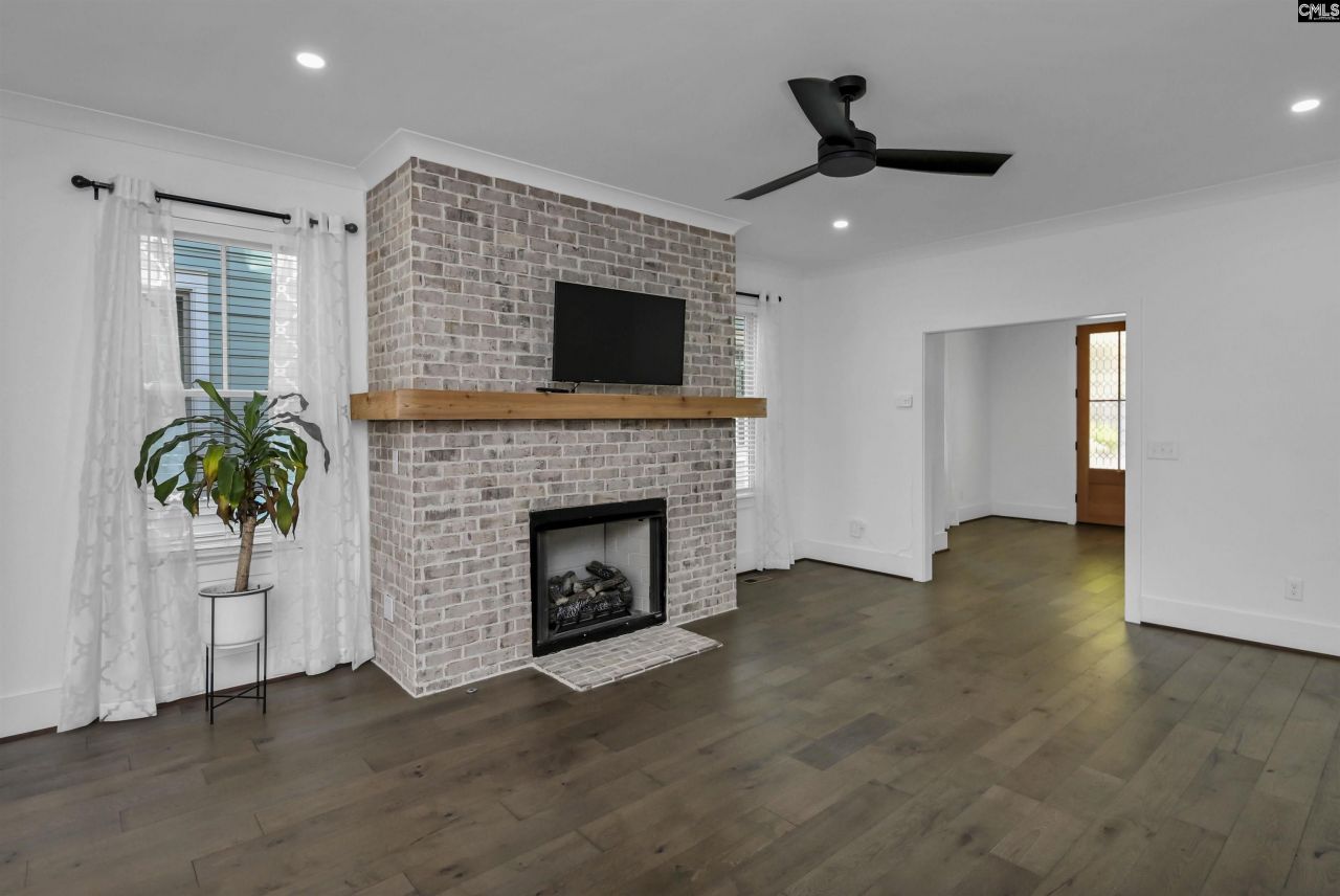 2212 Park Street  Photo 6