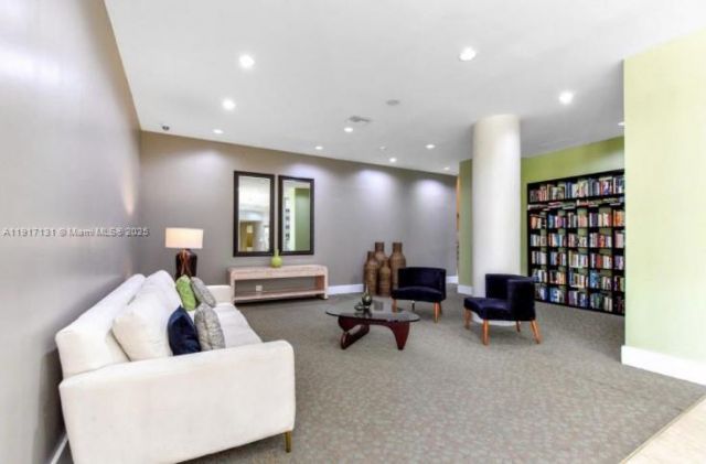 7441 Wayne Ave, Unit 4D, Miami Beach, FL 33141 Photo