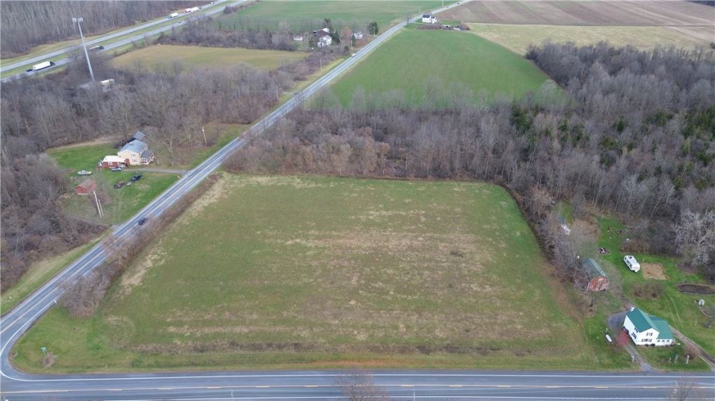 4804-4 Kyte Rd, Shortsville, NY 14548 Main Photo