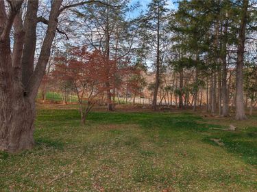 8586 State Route 53, Naples, NY 14512