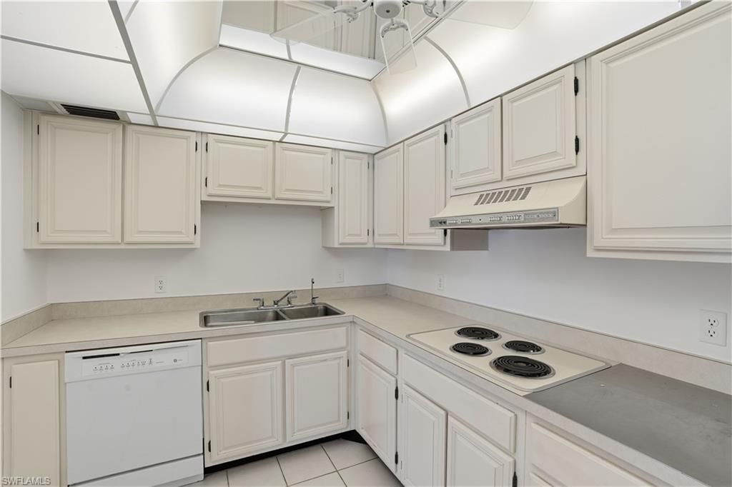 1919 Gulf Shore Blvd N, Unit 503, Naples, FL 34102 Photo