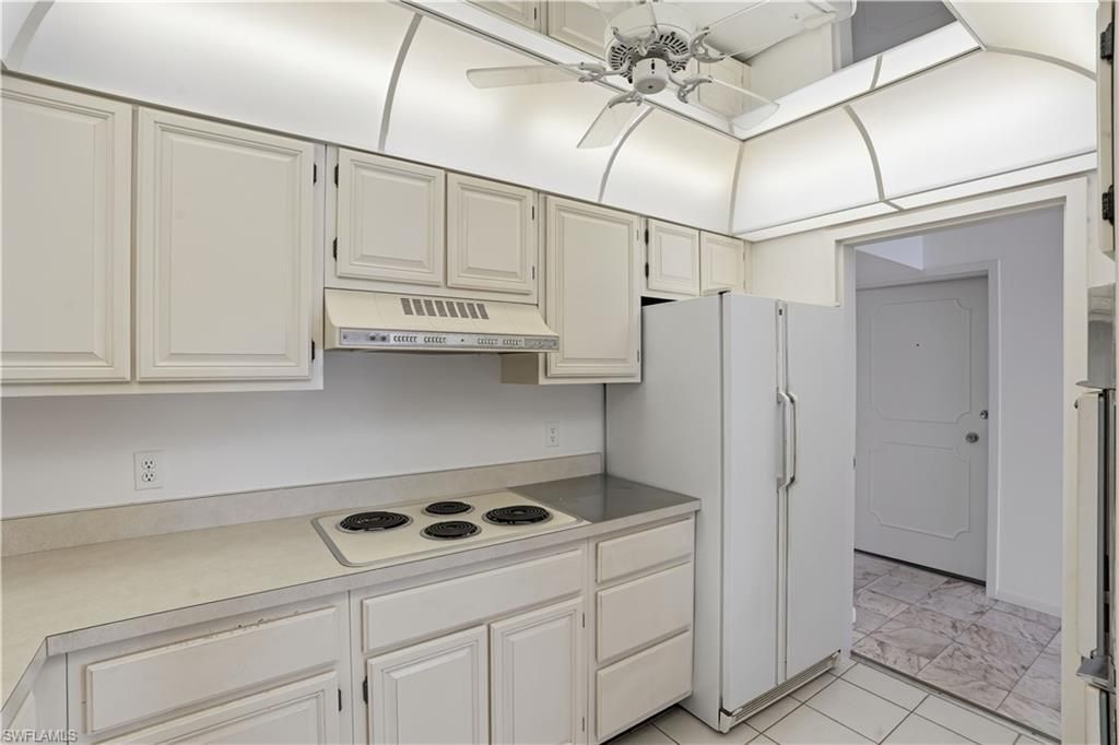 1919 Gulf Shore Blvd N, Unit 503, Naples, FL 34102 Photo