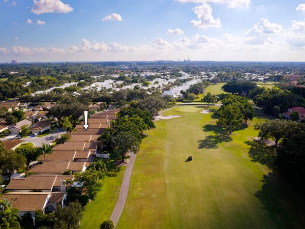 48 Ironwood Way N, Palm Beach Gardens, FL 33418