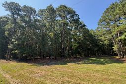 1694 Fish Road photo 4