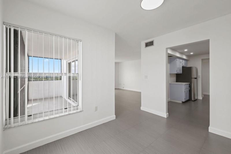 4174 Inverrary Dr, Unit 902, Lauderhill, FL 33319 Photo