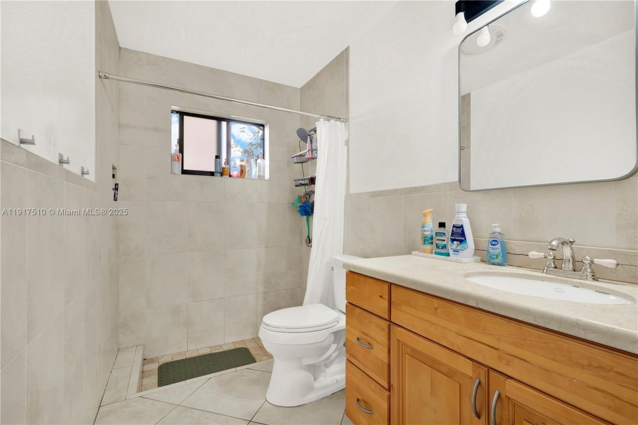 12221 SW 93rd St, Miami, FL 33186 Photo