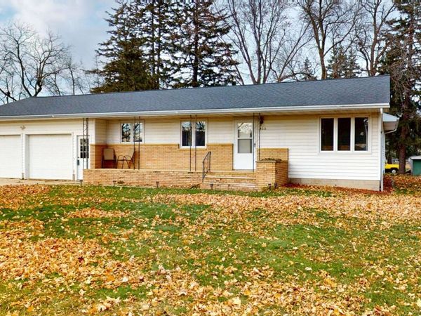 415 2nd Street NW, New Richland, MN 56072