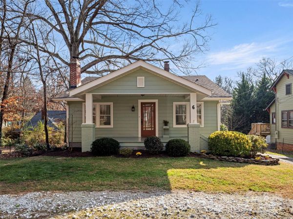6 Buckingham Court, Asheville, NC 28803