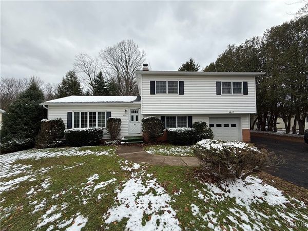 6086 Cavanuaugh Road E, Marcy, NY 13403