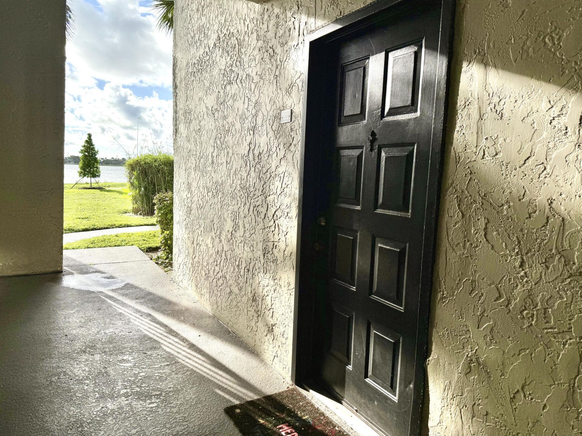 752 Executive Center Drive, Unit 112, West Palm Beach, FL 33401 Photo