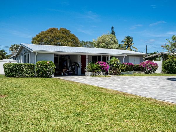 137 NW 7th Street, Boca Raton, FL 33432