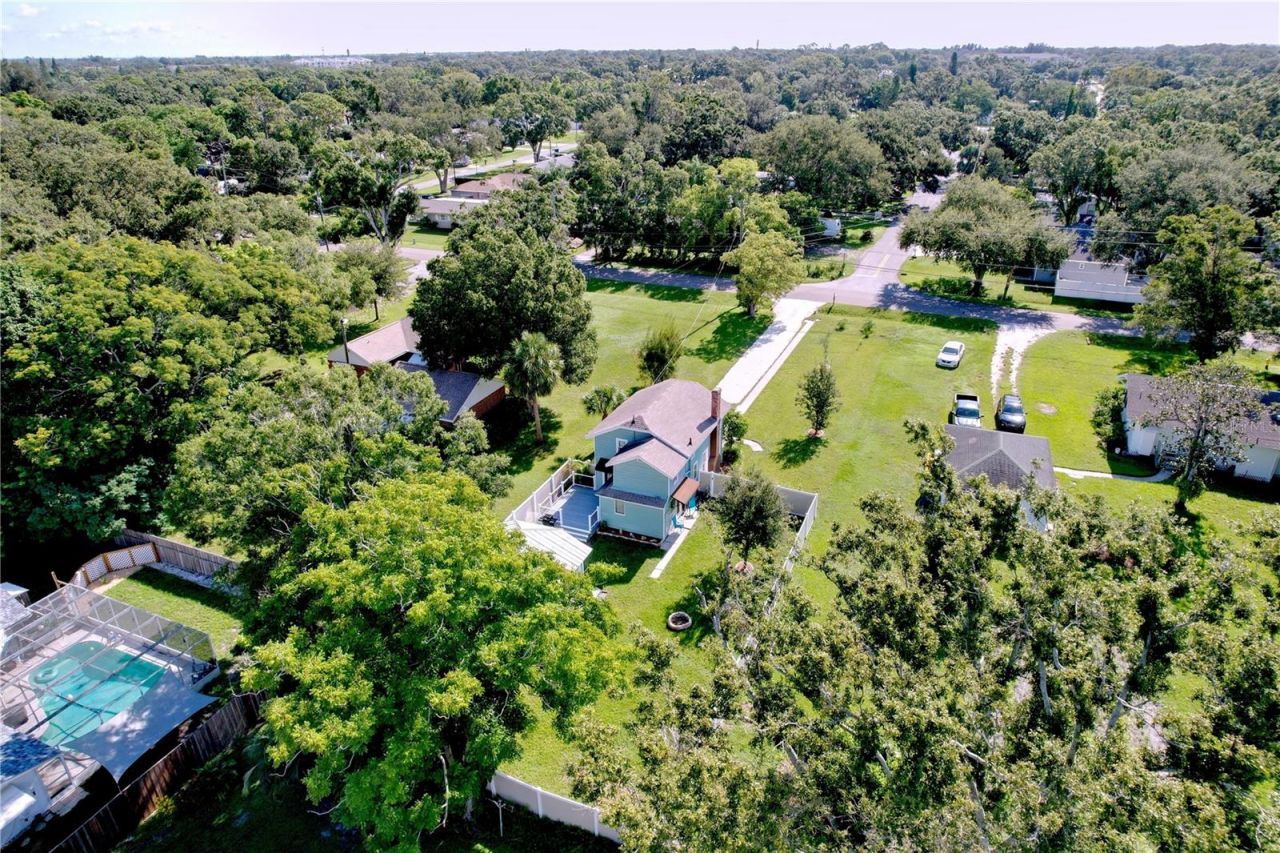 363 14th Street Nw, Largo, FL 33770 Photo