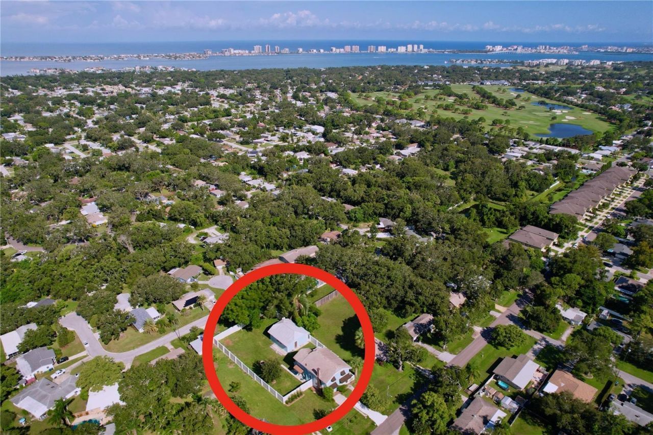363 14th Street Nw, Largo, FL 33770 Photo