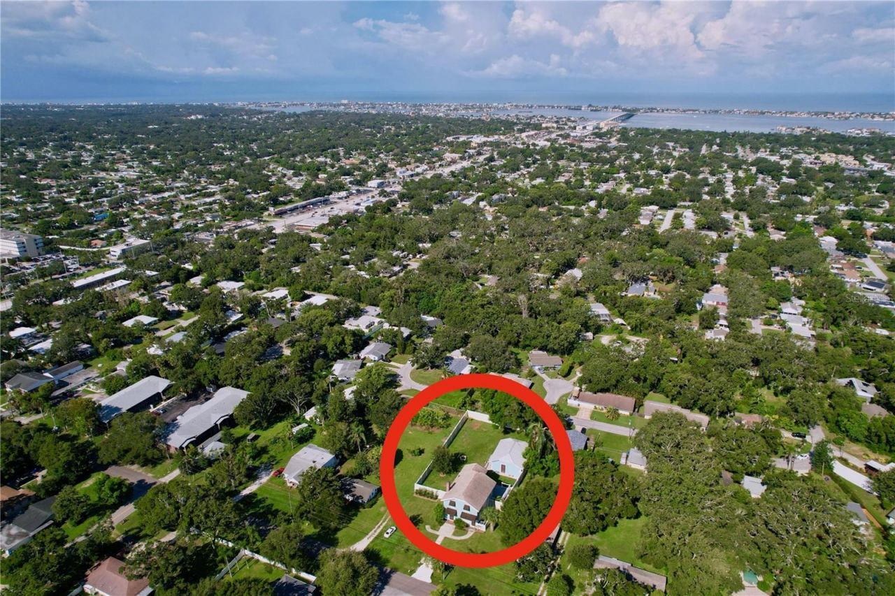 363 14th Street Nw, Largo, FL 33770 Photo