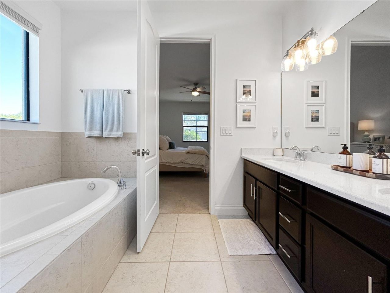 1619 Anastacia Lane, Sun City Center, FL 33573 Photo