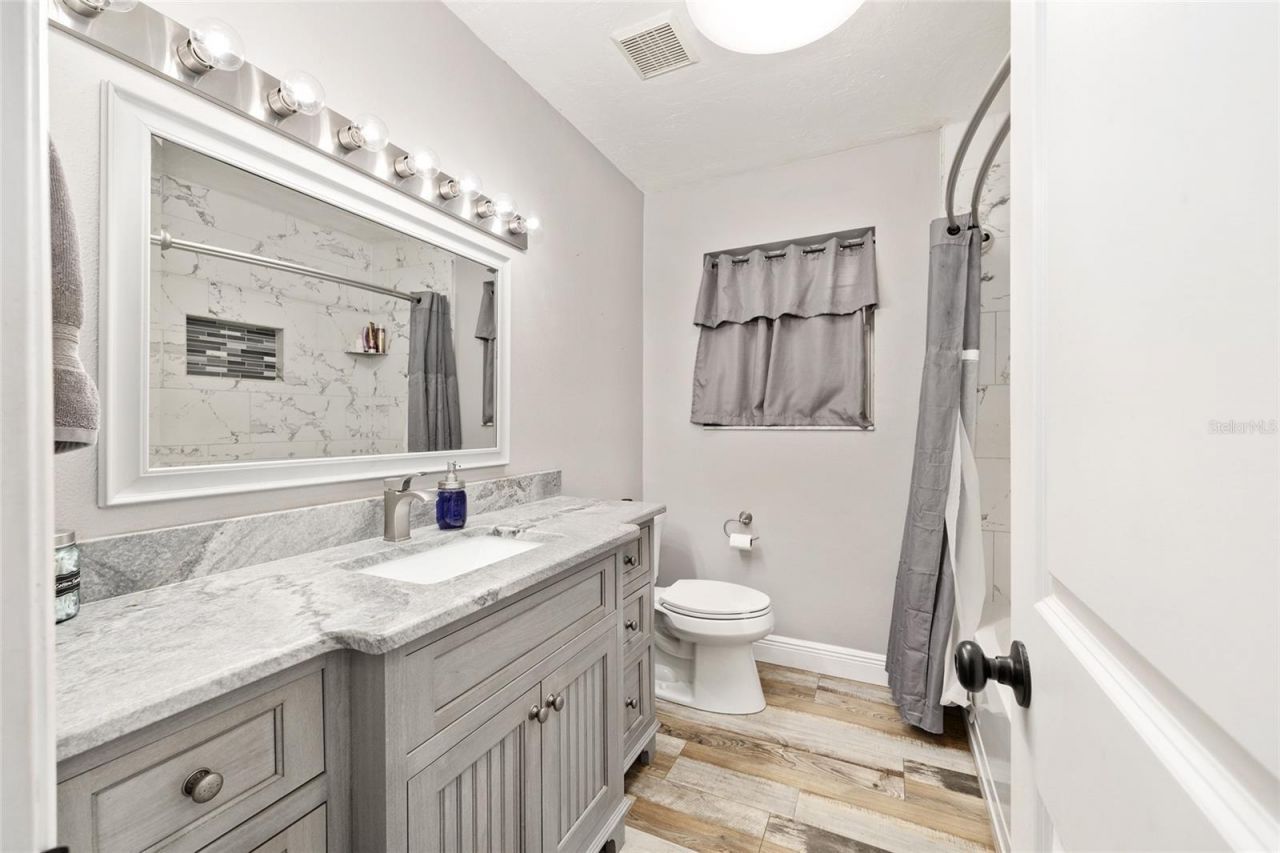 5985 W Gulf To Lake Highway, Crystal River, FL 34429 Photo