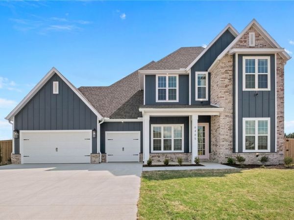 6485 Courtland Avenue, Springdale, AR 72762