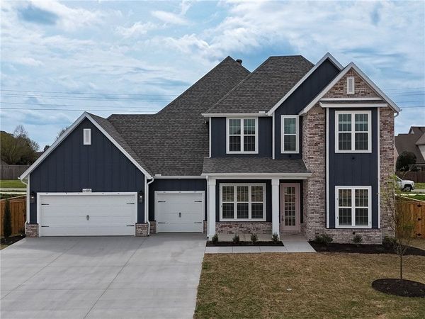 6485 Courtland Avenue, Springdale, AR 72762