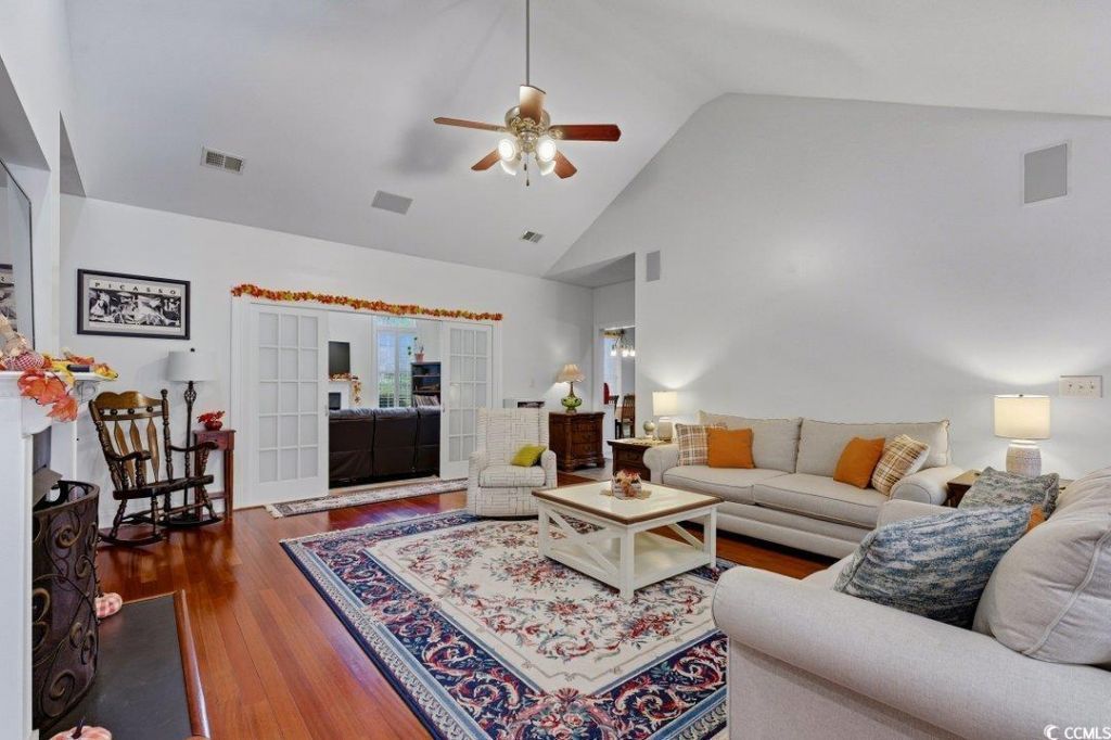 308 West End Ct. Photo 8