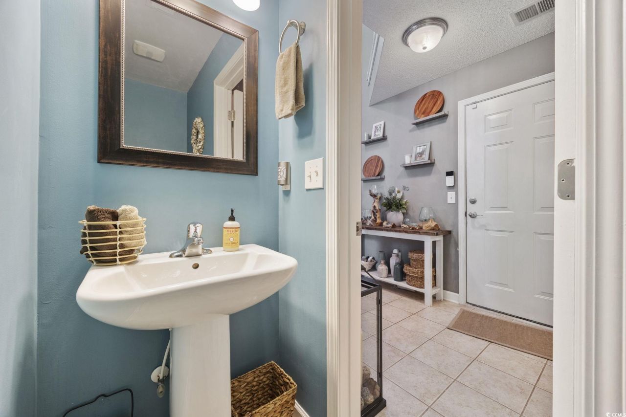 783 Riverward Dr. Photo 18