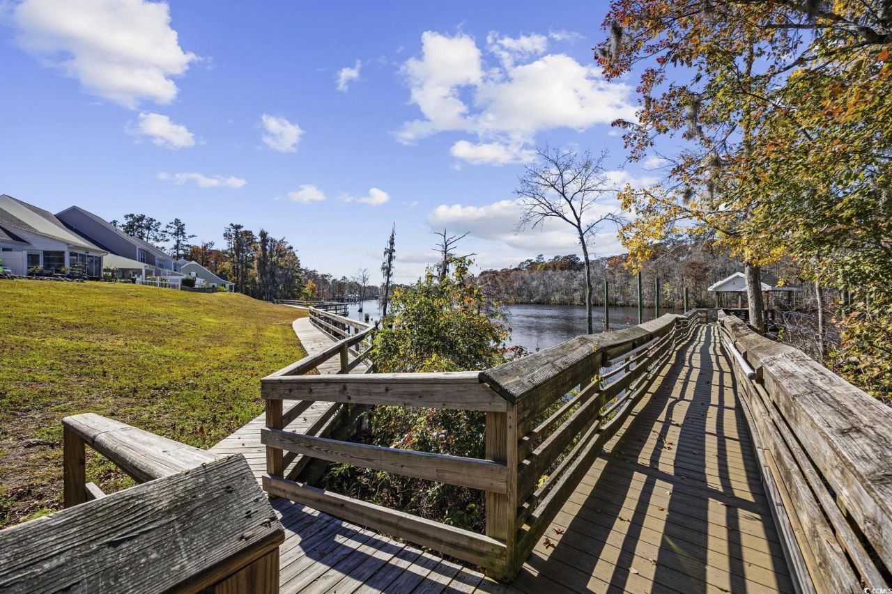 783 Riverward Dr. Photo 34