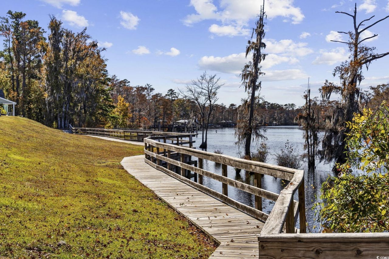 783 Riverward Dr. Photo 35