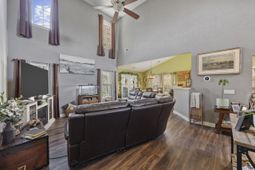 783 Riverward Dr. photo 4