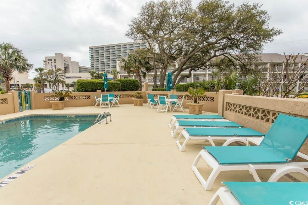 201 75th Ave N Photo 29