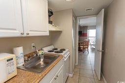 201 75th Ave N photo 4