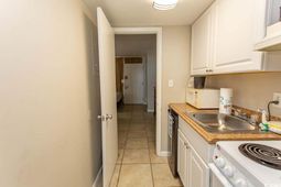 201 75th Ave N photo 4