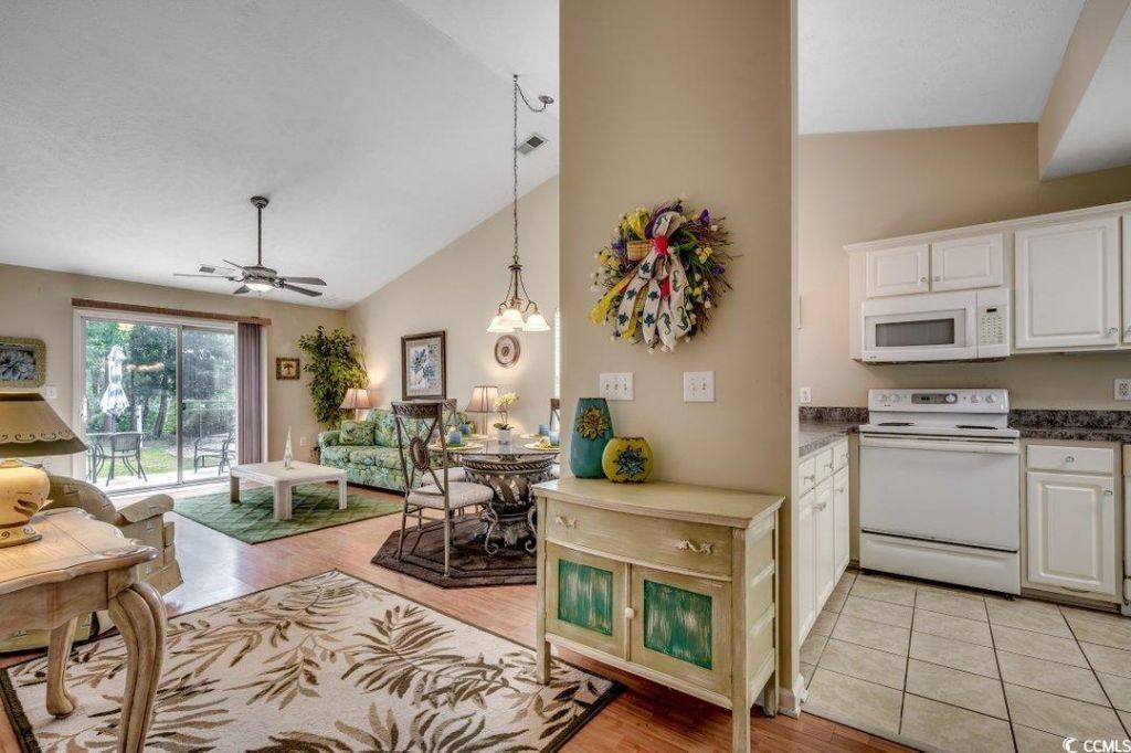 4525 Greenbriar Dr. Photo 15