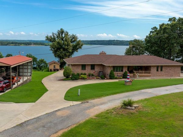 61215 E 194 Rd, Fairland, OK 74343