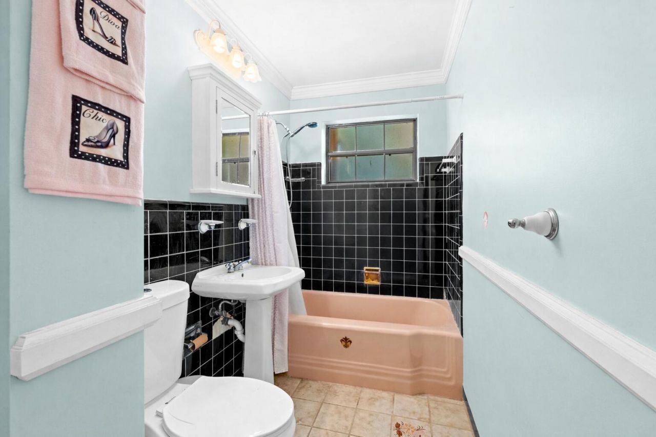 2016 SW 37th Avenue, Fort Lauderdale, FL 33312 Photo