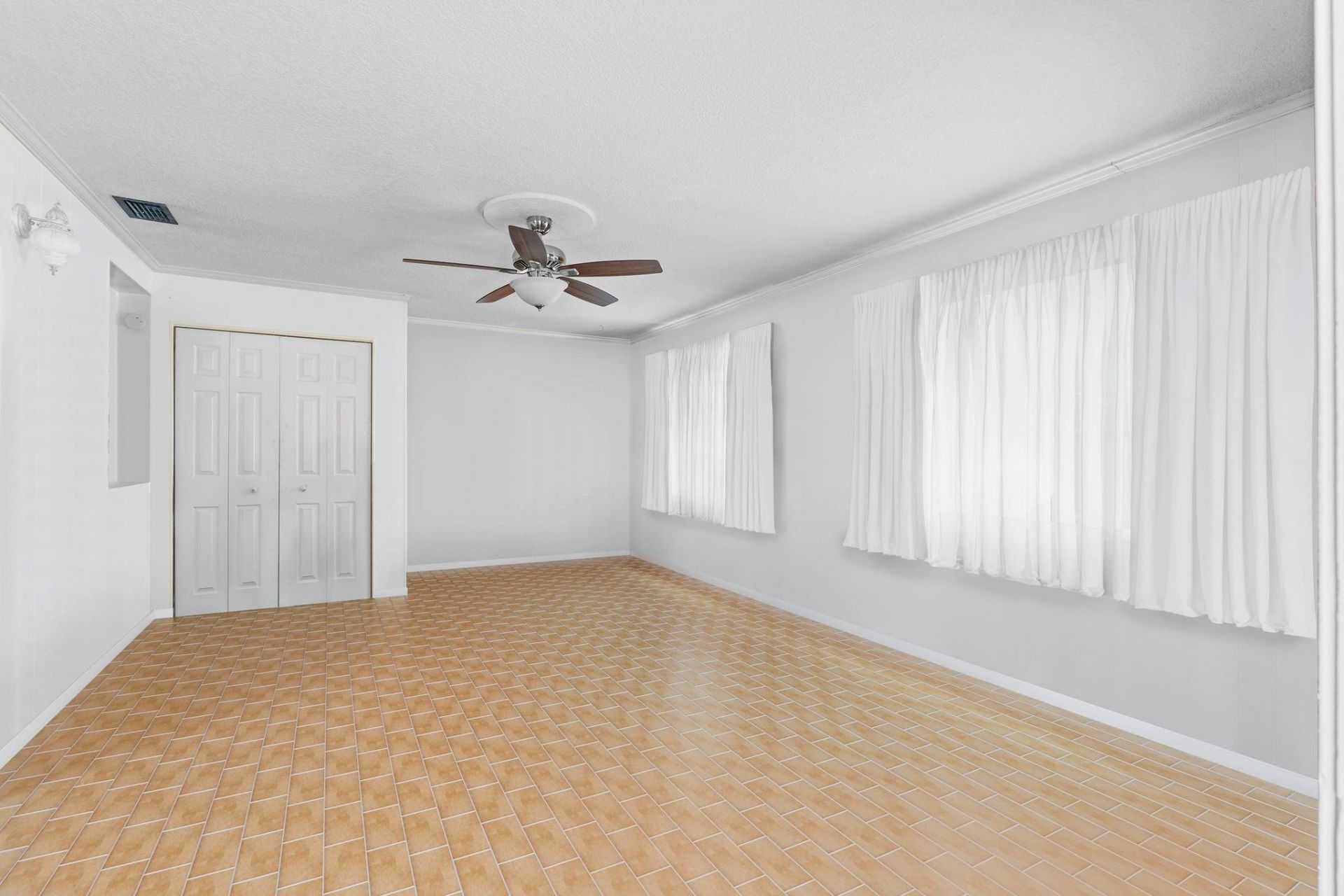 2016 SW 37th Avenue, Fort Lauderdale, FL 33312 Photo