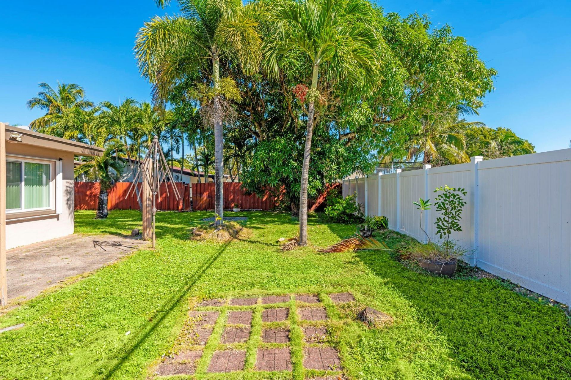 2016 SW 37th Avenue, Fort Lauderdale, FL 33312 Photo