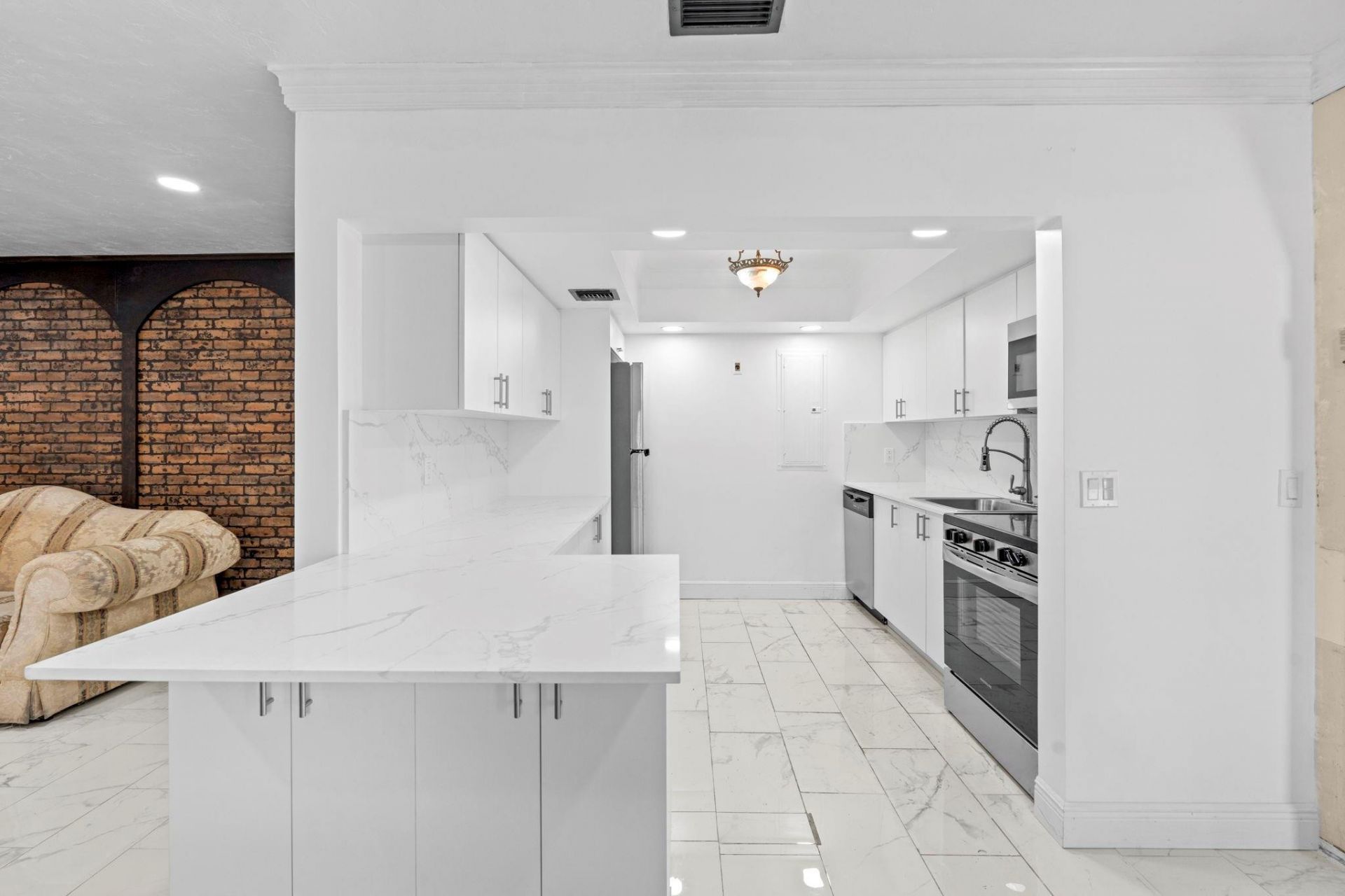 2016 SW 37th Avenue, Fort Lauderdale, FL 33312 Photo