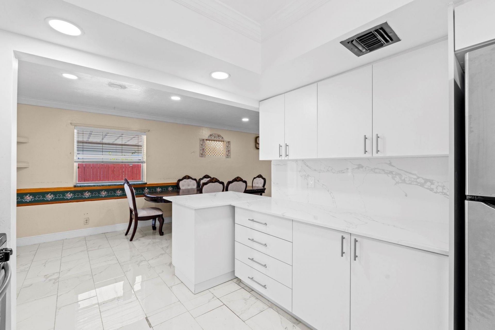 2016 SW 37th Avenue, Fort Lauderdale, FL 33312 Photo