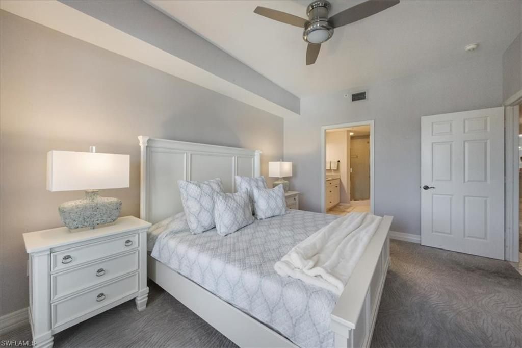 410 Bayfront Pl, Unit 2403, Naples, FL 34102 Photo