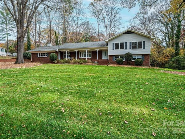 710 4th Avenue NE, Conover, NC 28613