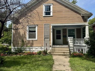 1915 S 17th Street, Lincoln, NE 68502