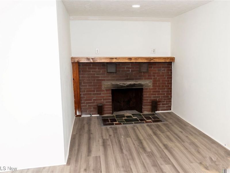 911 N Water Street, Uhrichsville, OH 44683 Photo 13